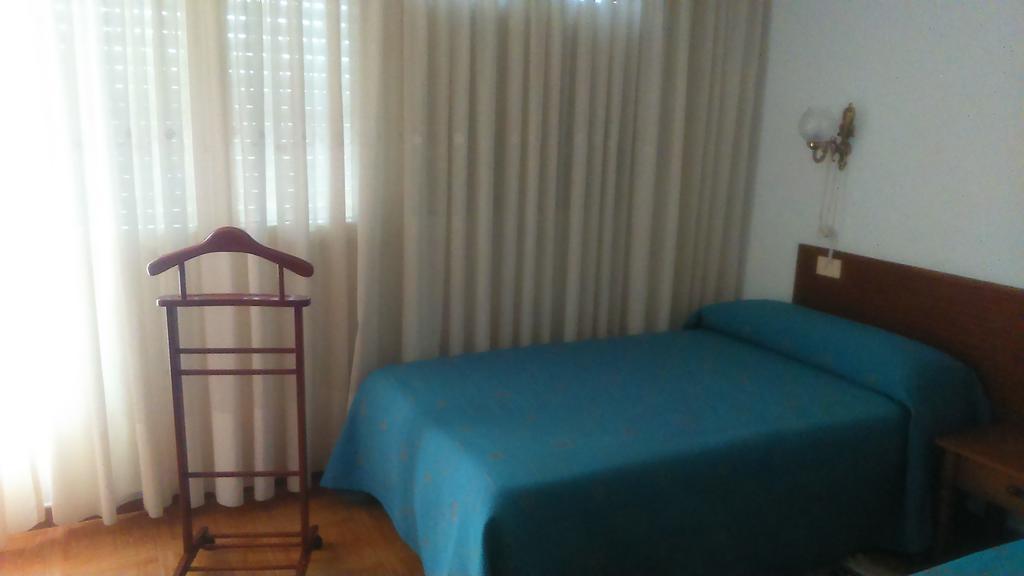 Pension Vazquez Vimianzo Szoba fotó